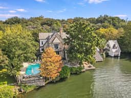 Above Austin Icon | Waterfront Lake Austin | Pool l Sauna l Game Rm I Family - Image 5