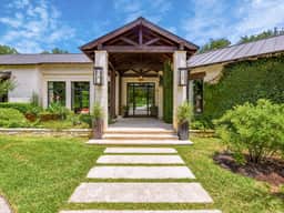Above Sapphire | Lakefront I Casita | Pool & Spa I Lake Beach I Dock - Image 5