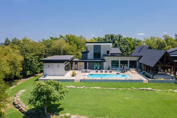 Above Nashville Sanctuary I Pool I Fire Pit I Studio - Image 1