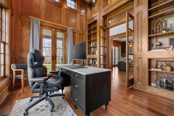Above Iris Estate | 100+ Acres | Pool/Spa | Private | Luxury - Image 4