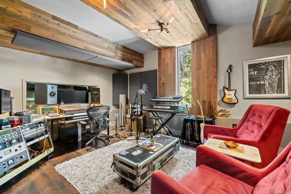 Above Nashville West End Rhythm | Music Studio | Premium Location | Luxe - Image 2