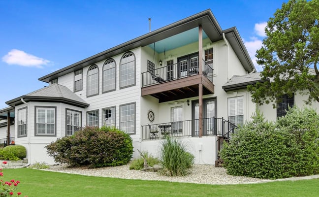 Book Direct Vacation Rentals - ABOVE Luxury Vacation Rentals